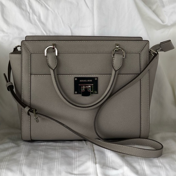 Michael Kors Handbags - Michael Kors handbag